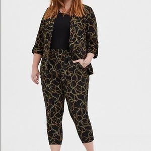 Torrid 2 Black W/ Gold Chain Print Lined Blazer Jacket NWT Plus Size 2X